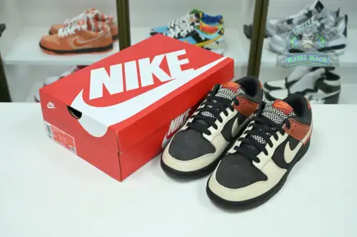 Nike Dunk Low 