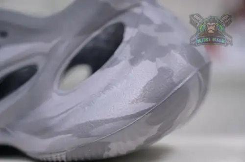 Yeezy Foam Runner 