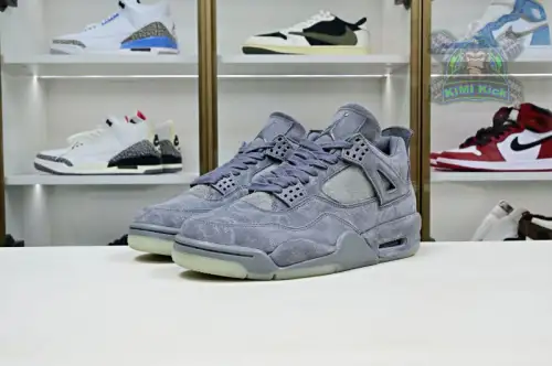 Jordan Air Jordan 4 Retro Kaws 
