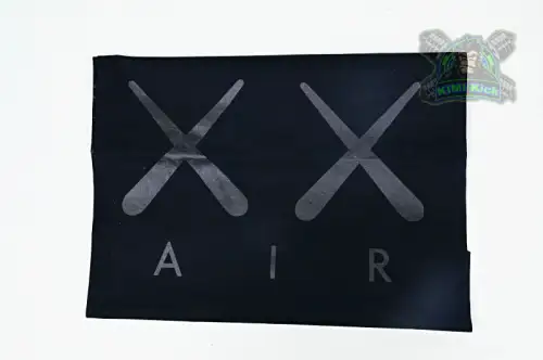 Jordan Air Jordan 4 Retro Kaws 