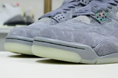 Jordan Air Jordan 4 Retro Kaws 