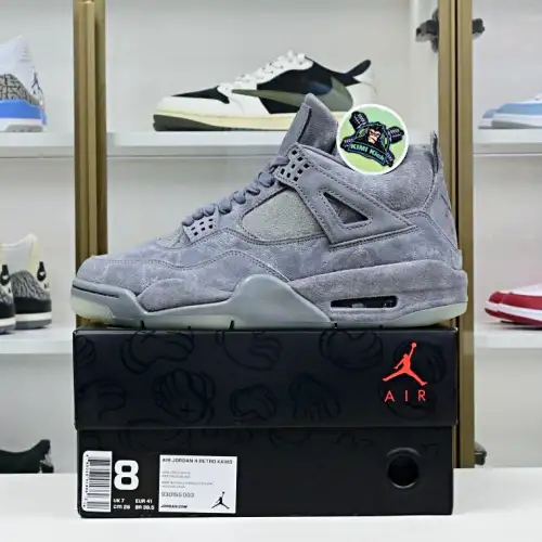 Jordan Air Jordan 4 Retro Kaws