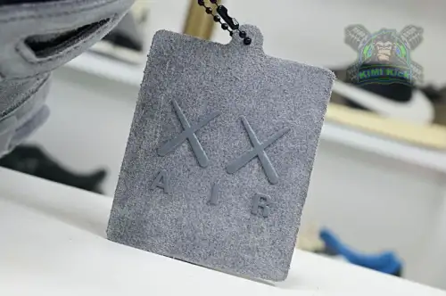 Jordan Air Jordan 4 Retro Kaws 