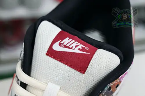 Nike Dunk Sb Low Paris 