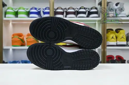 Nike Dunk Sb Low Paris 