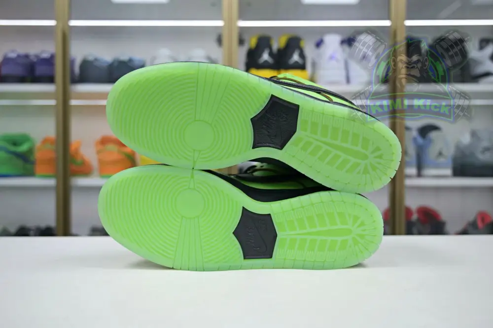 The Powerpuff Girls X Nike Dunk Sb Low