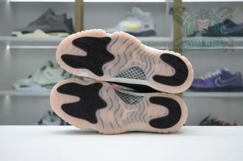 Air Jordan 11 