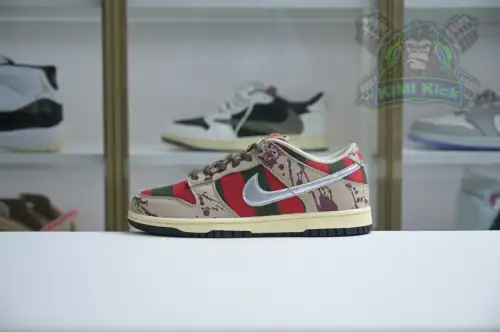 Nike Dunk Sb Low Freddy Krueger 
