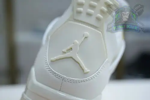 Air Jordan 4