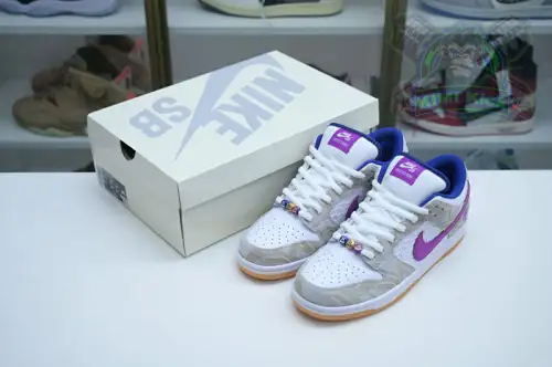Rayssa Leal X Nike Sb Dunk Low 74E242
