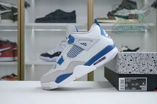 Air Jordan 4 