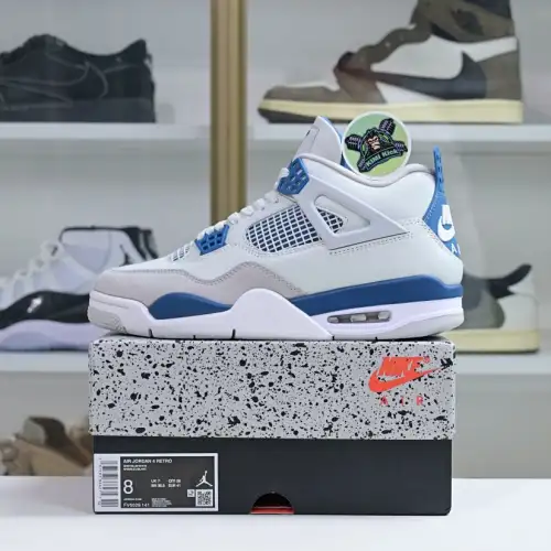 Air Jordan 4 