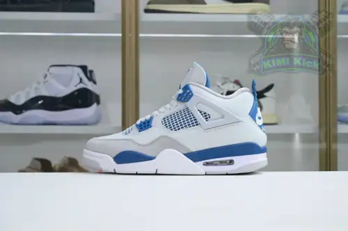 Air Jordan 4 