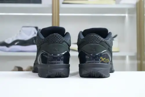 Nike Kobe 4 Protro 