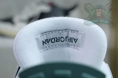 Air Jordan 4 Oxidized Green 