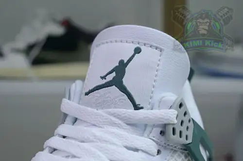 Air Jordan 4 Oxidized Green 