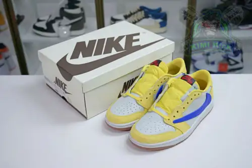 Travis Scott X Jordan Air Jordan 1Low Canary 54B5129