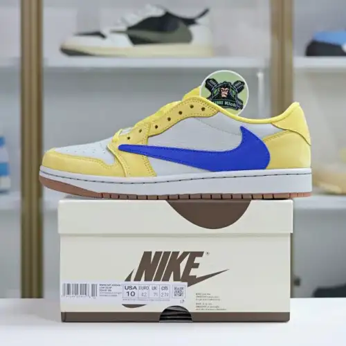 Travis Scott X Jordan Air Jordan 1Low Canary 54B5129