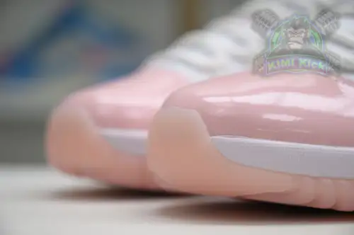 Jordan Air Jordan 11 Low Wmns 