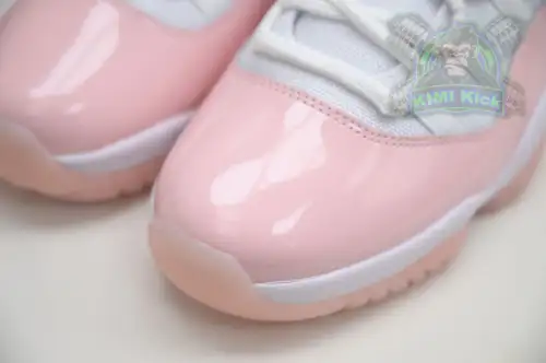 Jordan Air Jordan 11 Low Wmns 
