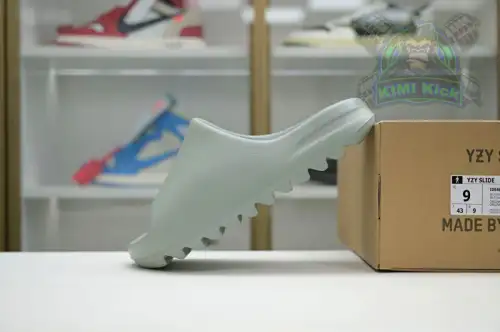 Adidas Originals Yeezy Slide Salt 